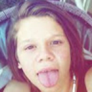 Meet your Posher, Jania